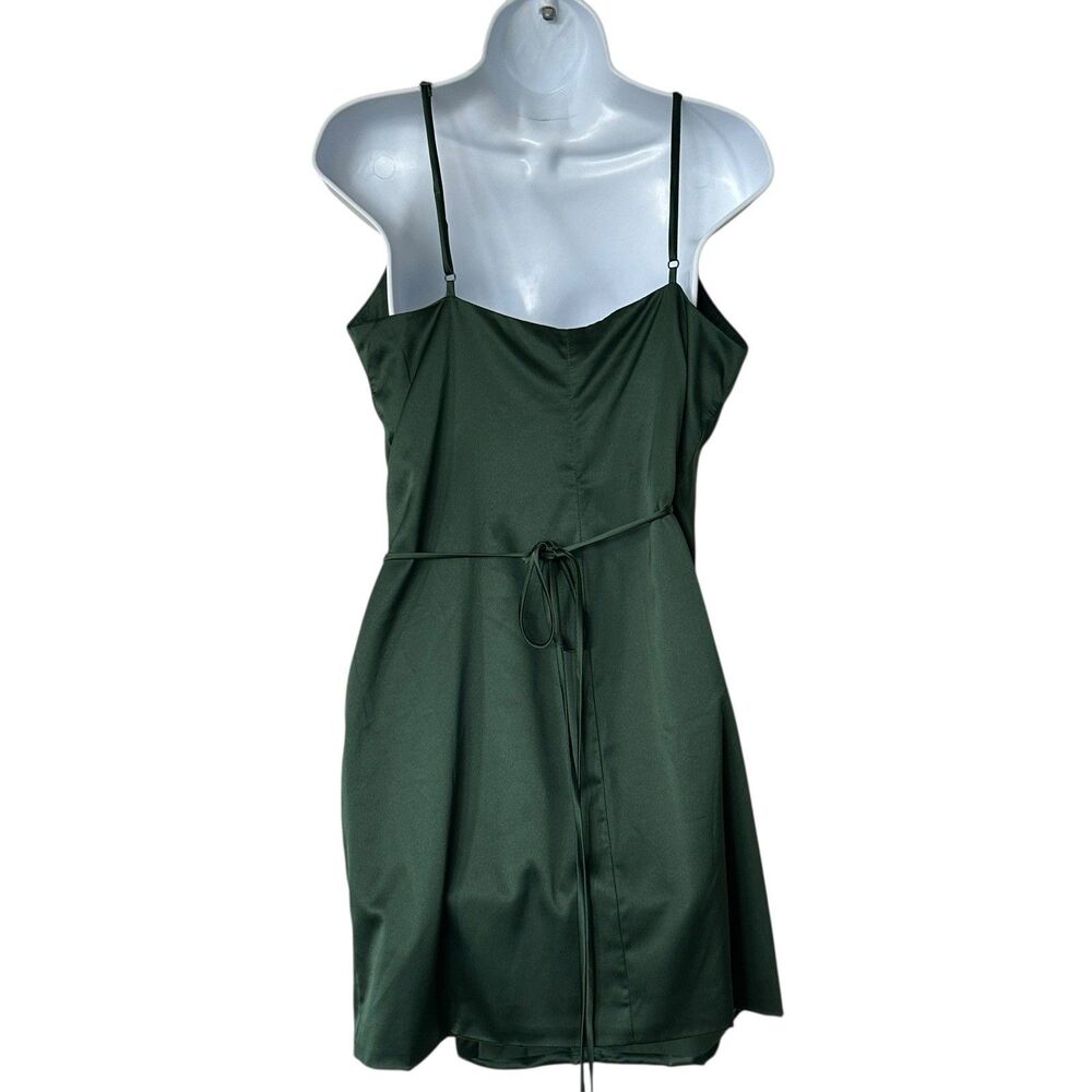 REVOLVE MAJORELLE Dress L Green Nina Satin Wrap Mini Spaghetti Strap Women's - Picture 4 of 12